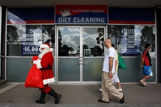 Illustration for article titled You Better Watch Out: Santa Claus Might Already Be In Your Town